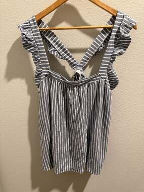 LC Lauren Conrad Women's Plus 1X Striped Ruffle Strap Tank Top